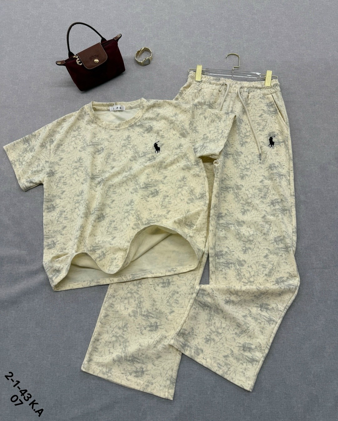 трикотажные костюмы,женский костюм двойка,женский костюм,спортивные костюмы на флисе,спортивные костюмы