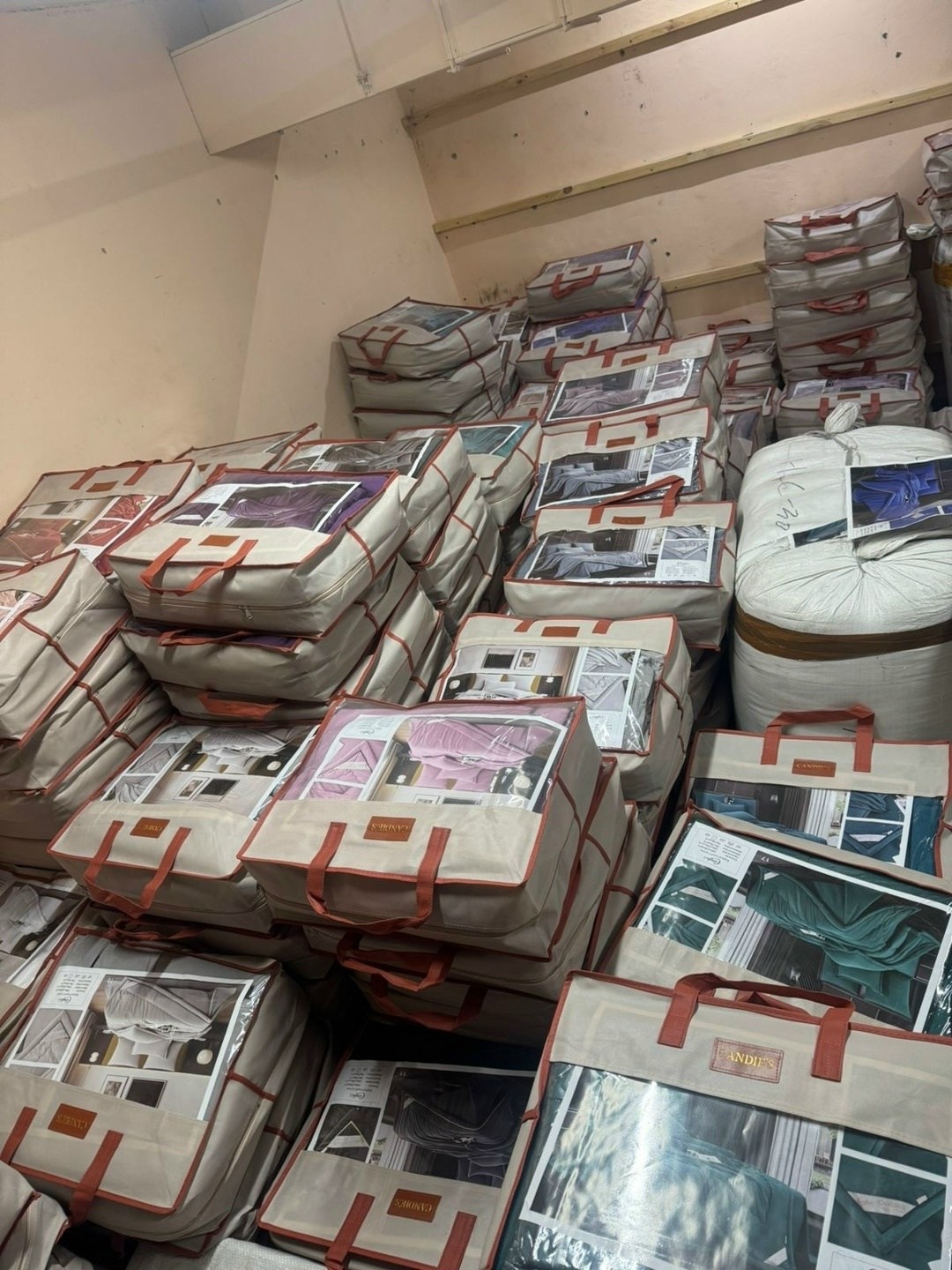 комплект постельного белья candies с одеялом бархатный сатин евро,комплект постельного белья candies с одеялом бархатный сатин евро № 2,комплект постельного белья с одеялом candie's бархатный сатин с