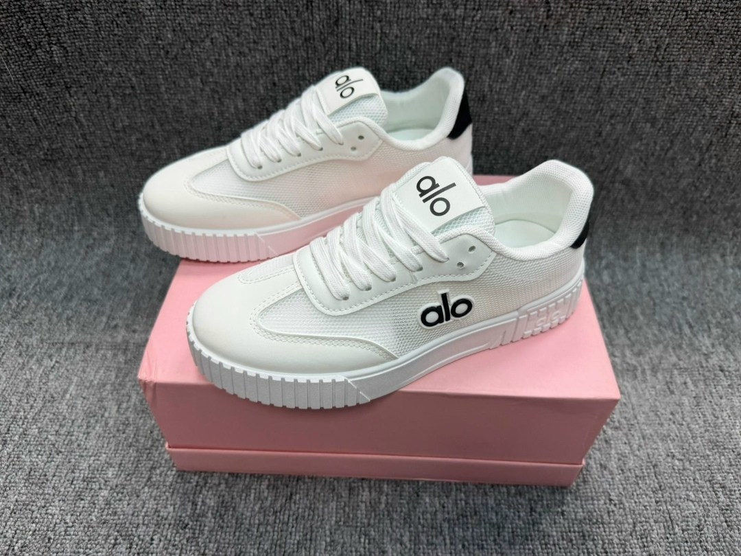 ,женские кроссовки,кеды шанель женские,кеды chanel, женская