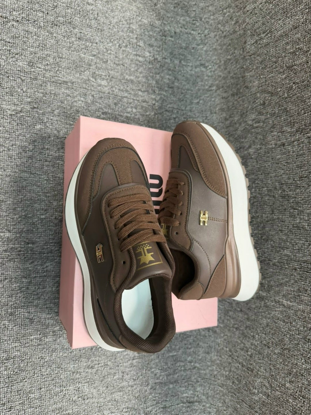 ,женские кроссовки,кроссовки tommy hilfiger,низкие кроссовки,кожаные кроссовки