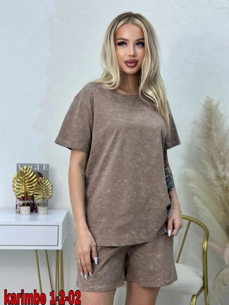 футболки оверсайз с принтами,летние костюмы,костюм трикотажный,костюм с шортам,женские костюмы