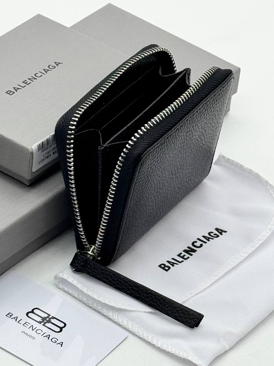 кошелек balenciaga,balenciaga balenciaga,бумажник balenciaga,кожаное портмоне balenciaga,кошелек из кожи с наличными balenciaga
