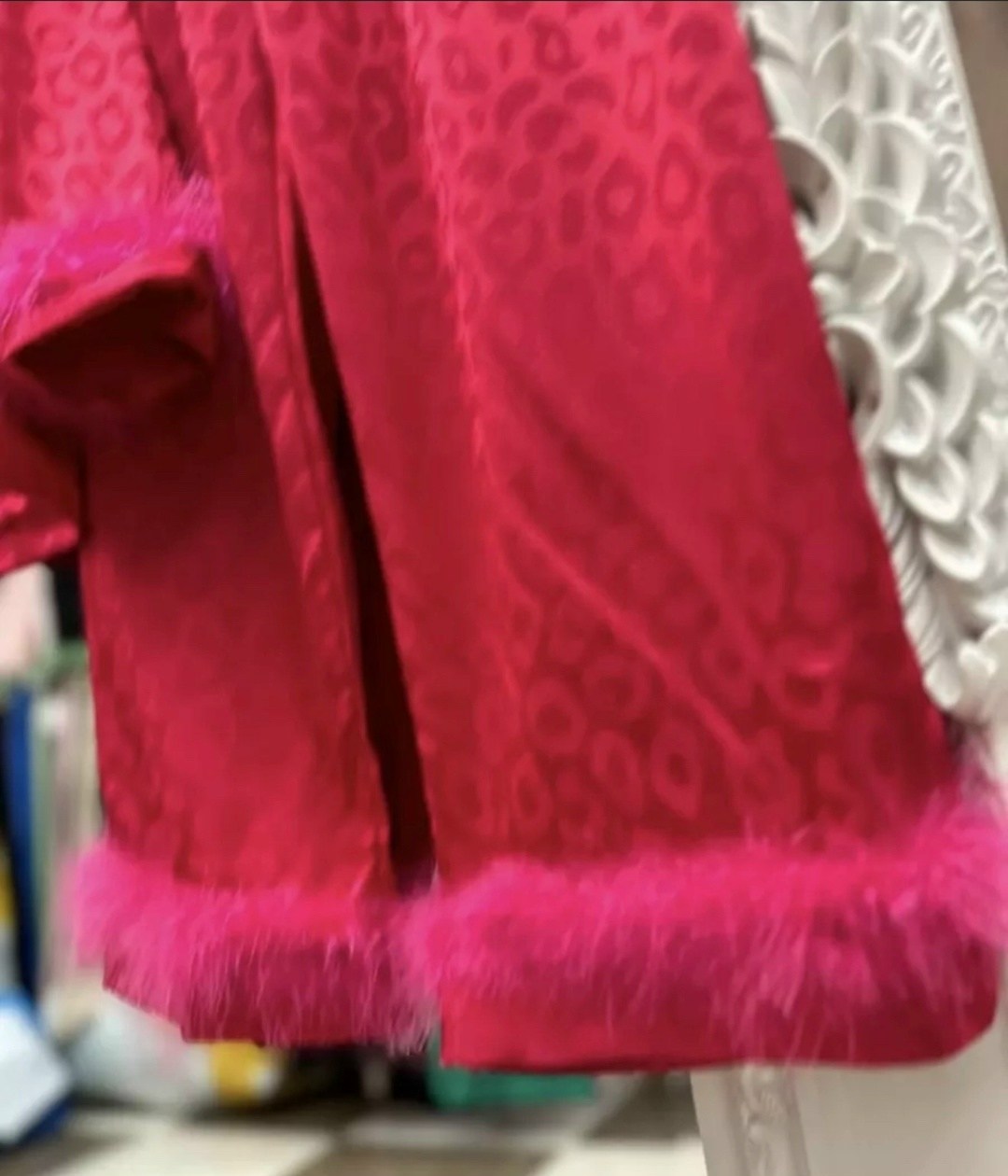 пижама шелковая с перьями,костюм красный,пижамные костюмы,женские костюмы,пижама с перьями