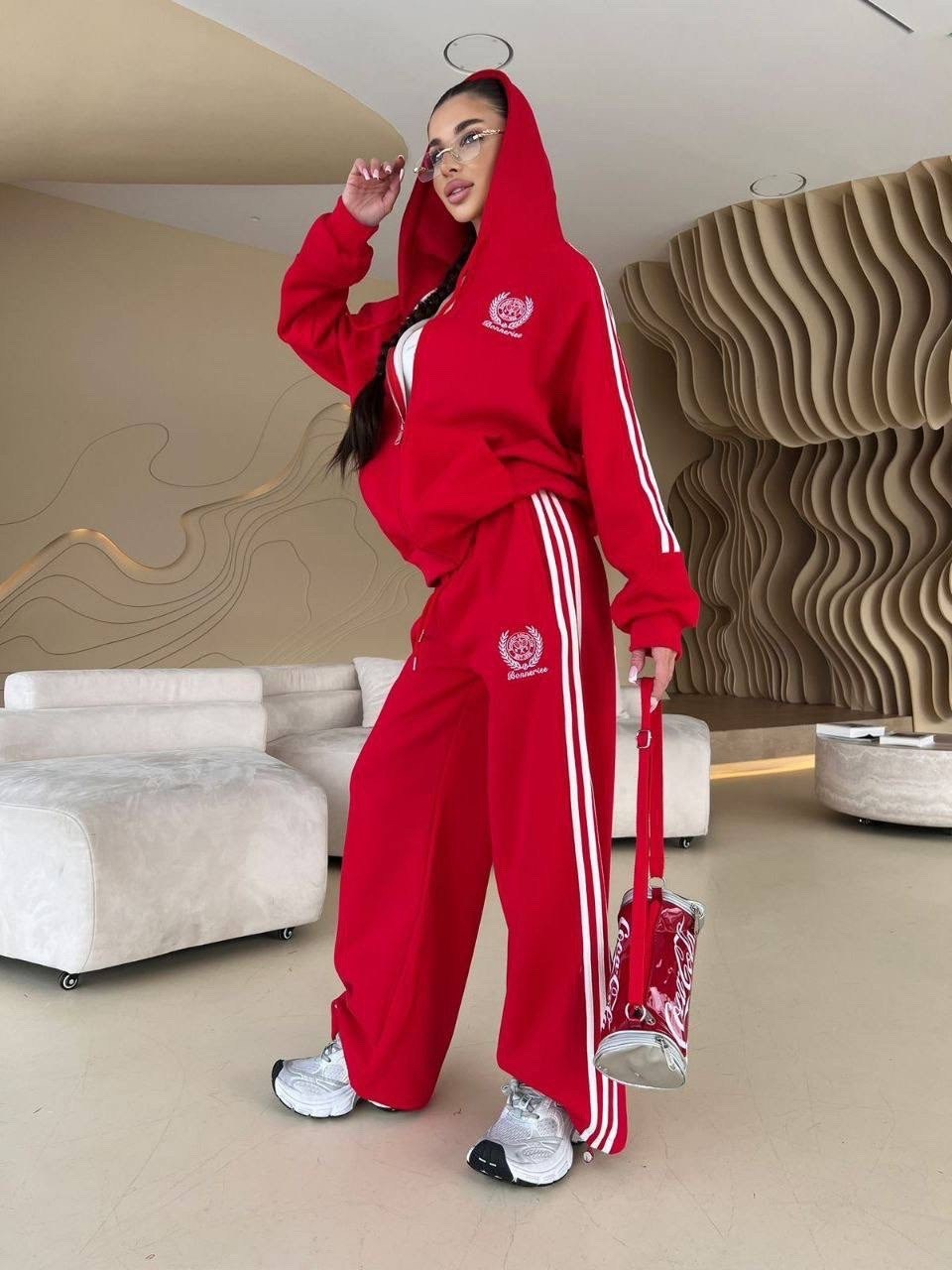 спортивный костюм женский,костюм спортивный,стильные костюмы,женский костюм,шикарный костюм