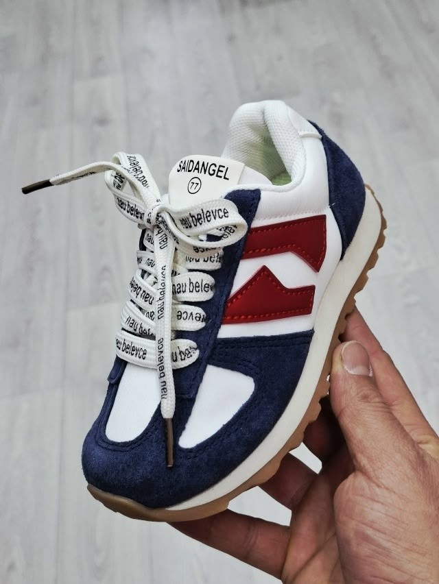 кроссовки женские,кроссовки повседневные,удобные кроссовки,спортивная ,кроссовки