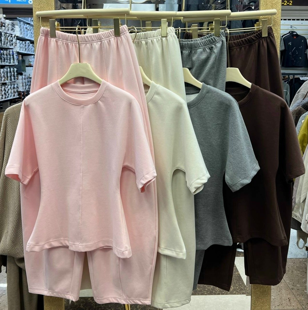 костюм бежевый,бежевые брюки,костюм с брюками,трикотажные брюки,спортивные костюм