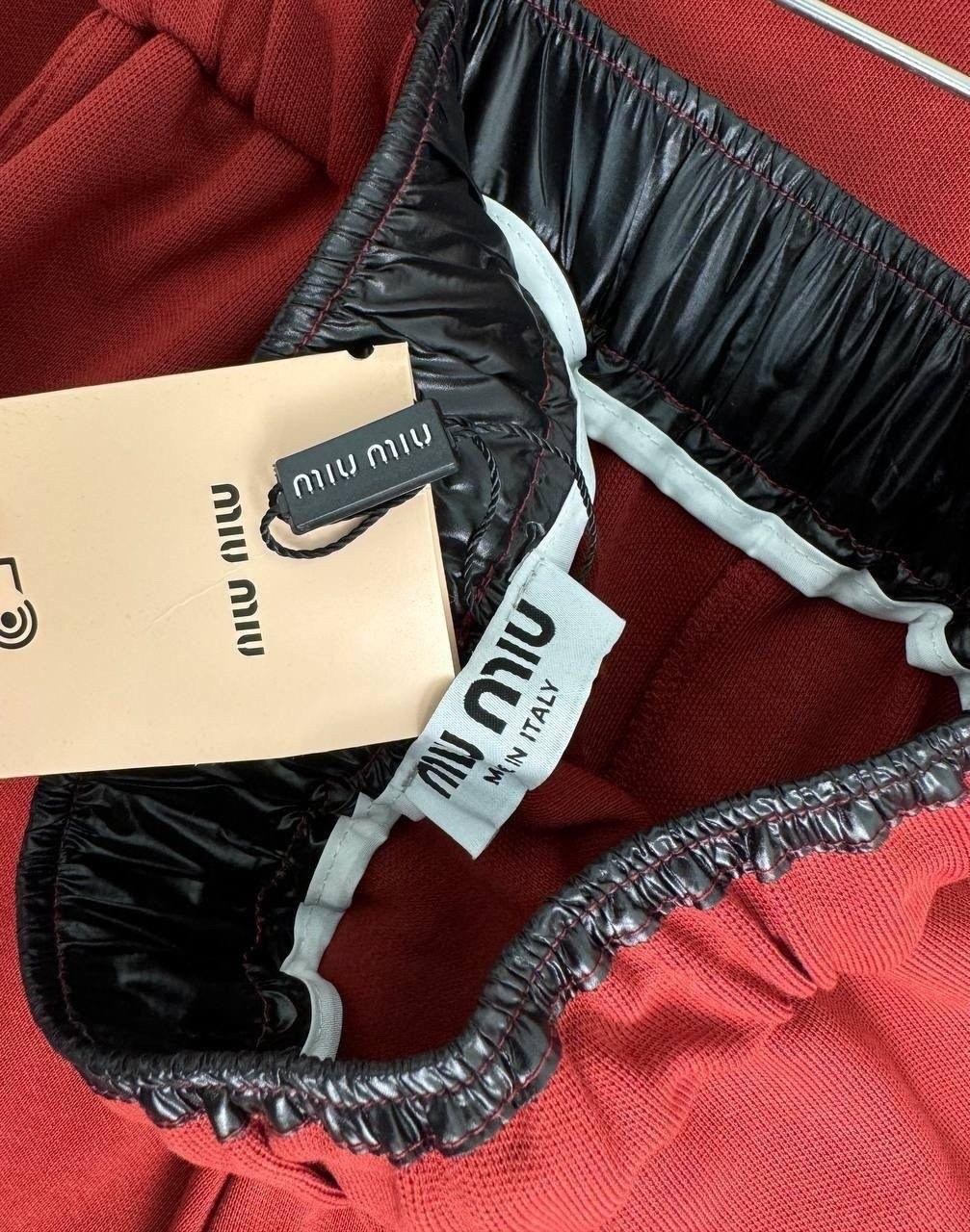 брюки спортивные,спортивные шорты,повседневные брюки,спортивные штаны,красные шорты