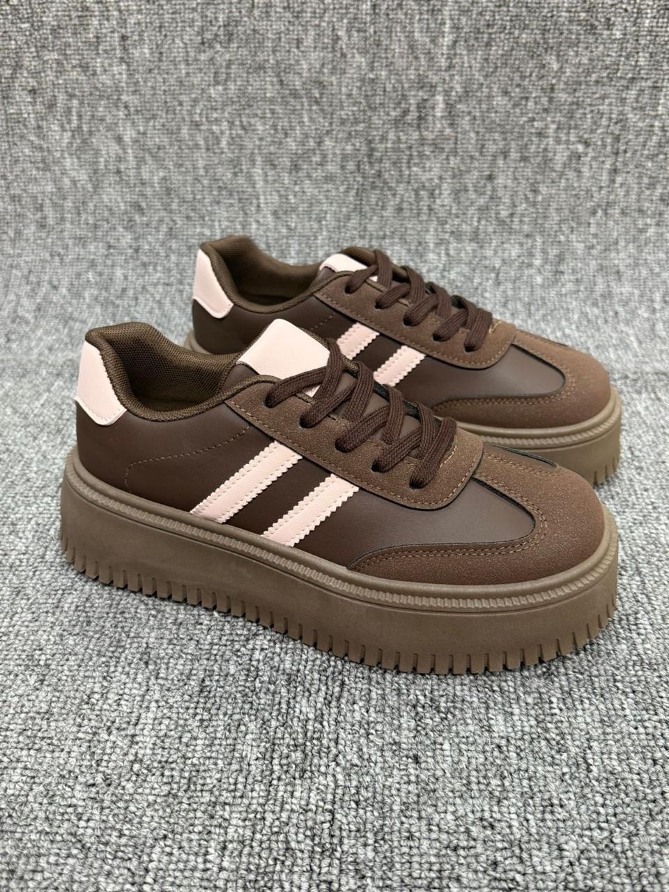 ,женские кроссовки,женская ,повседневные кроссовки,спортивная