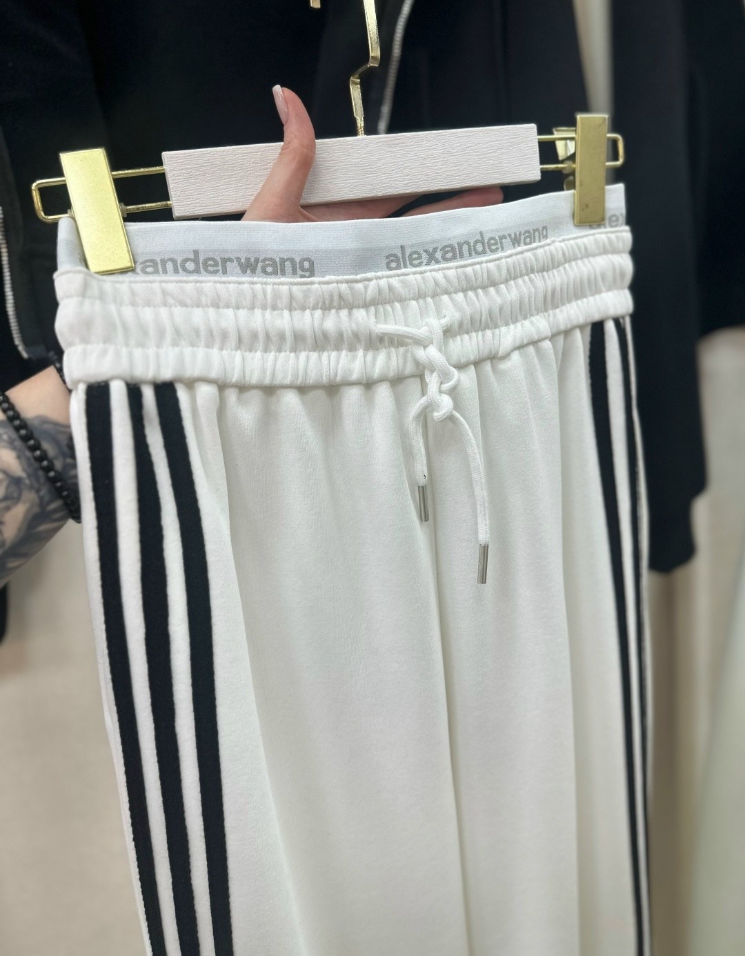 костюм спортивный женский,стильные костюмы,спортивный костюм,женский костюм,спортивные брюки