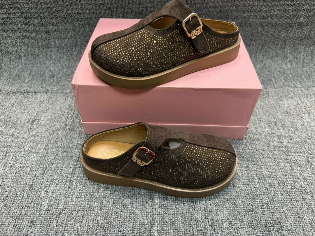 ,шлепанцы женские,шлепанцы на плоской подошве,модные шлепанцы, женская