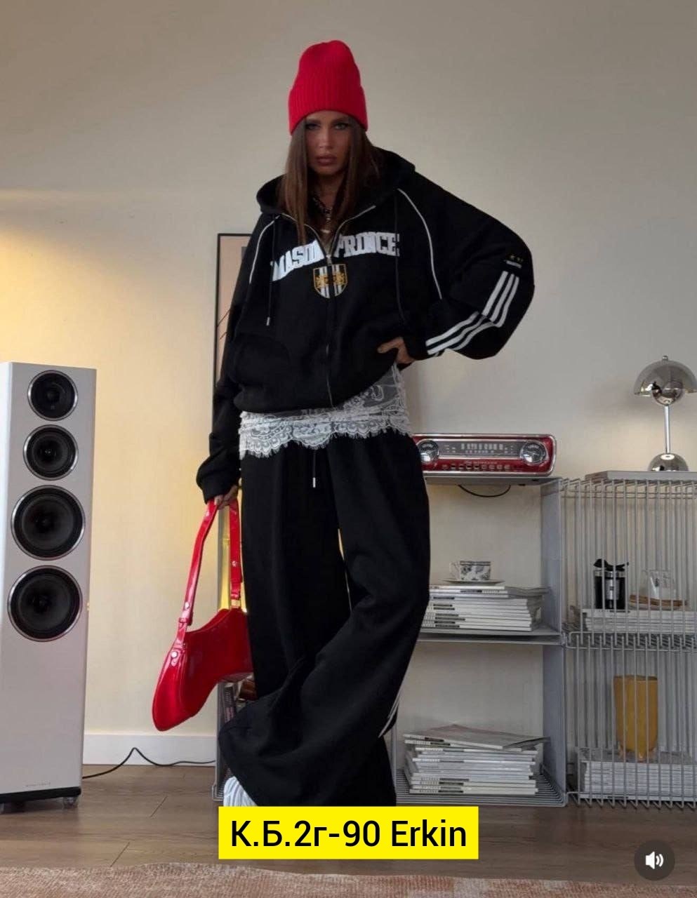 спортивный костюм,спортивный костюм женский,женский костюм,повседневный спортивный костюм,костюм adidas на велюре от бренда w