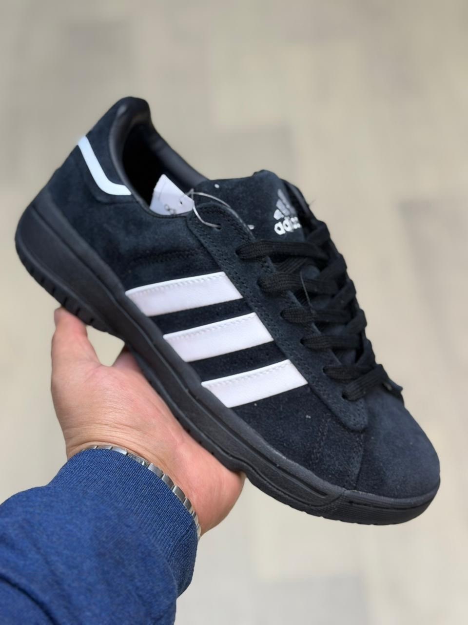 ,кроссовки adidas,кроссовки московский адидас,кроссовки адидас,адидас мундиаль сороконожки