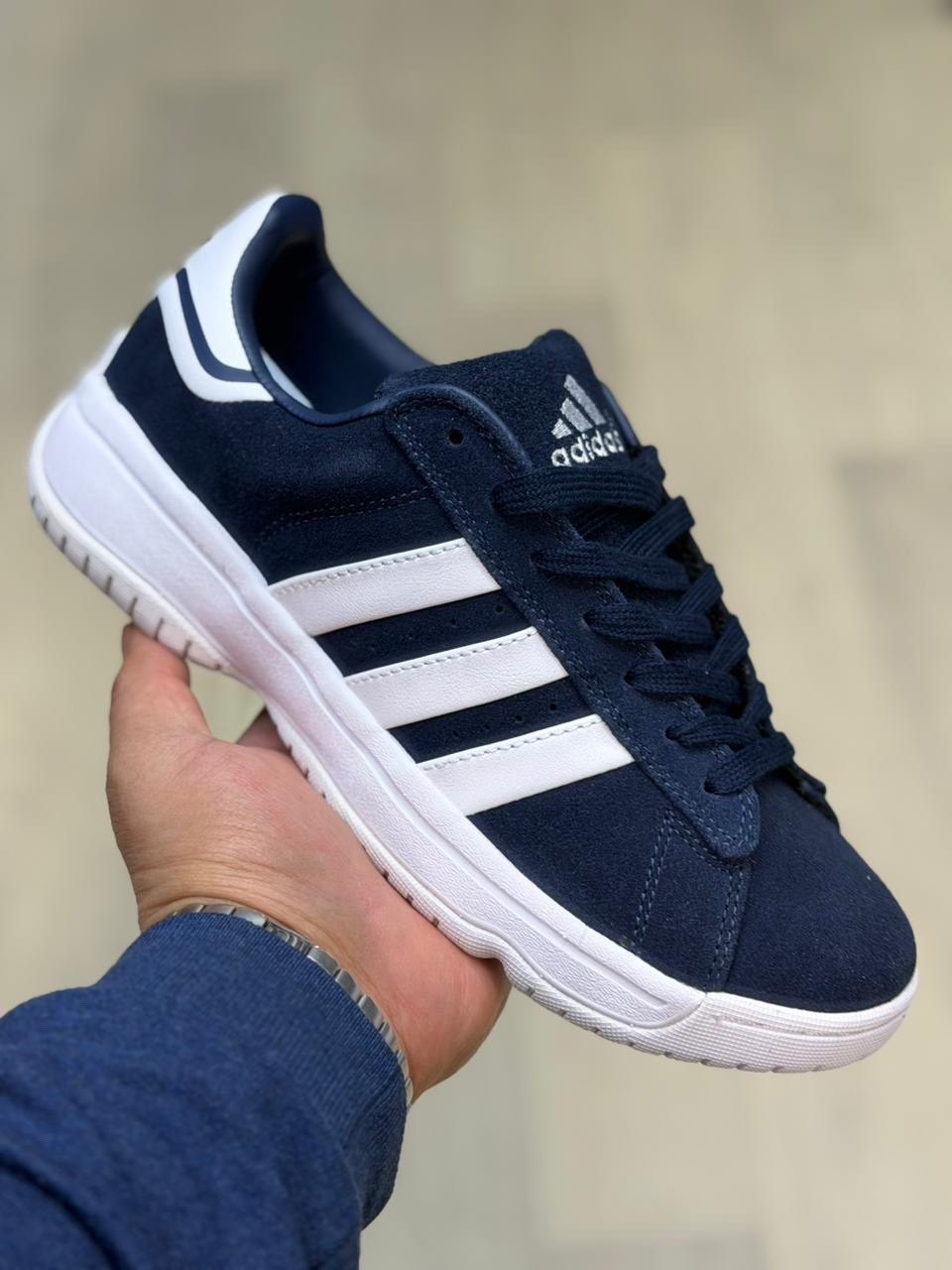 ,кроссовки adidas,кроссовки московский адидас,кроссовки адидас,адидас мундиаль сороконожки