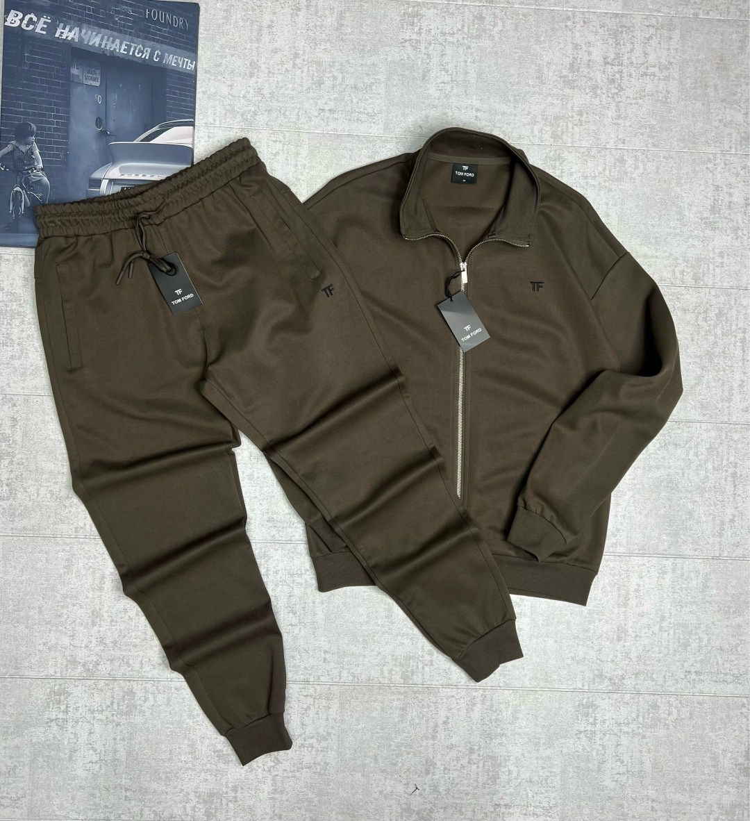 спортивный костюм brunello cucinelli,спортивный костюм armani,спортивный костюм zegna sport,спортивный костюм zegna,спортивный костюм для мужчин