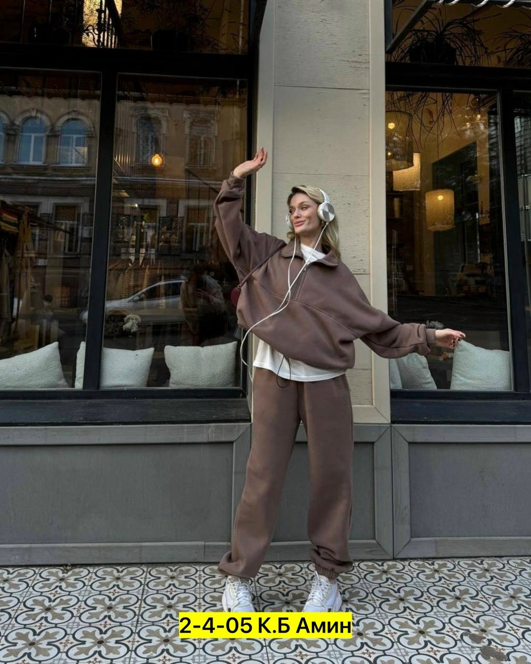 спортивные костюм,свитшот и брюки,костюм на флисе,спортивные костюмы женские