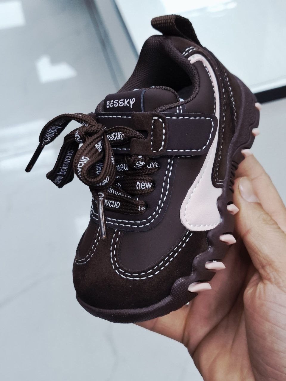 кроссовки мальчику,кроссовки детские,спортивная ,повседневные кроссовки,удобные кроссовки