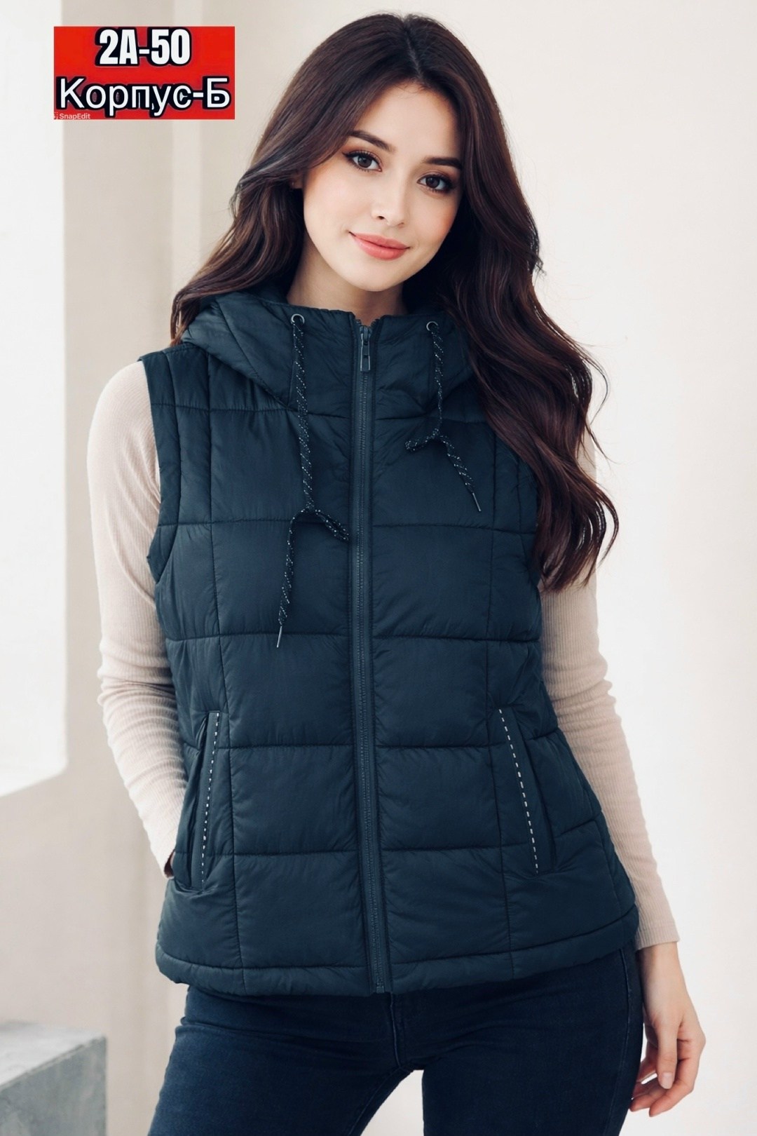 жилетка женская,теплый жилет,женские жилеты,жилет с капюшоном,женский жилет с капюшоном