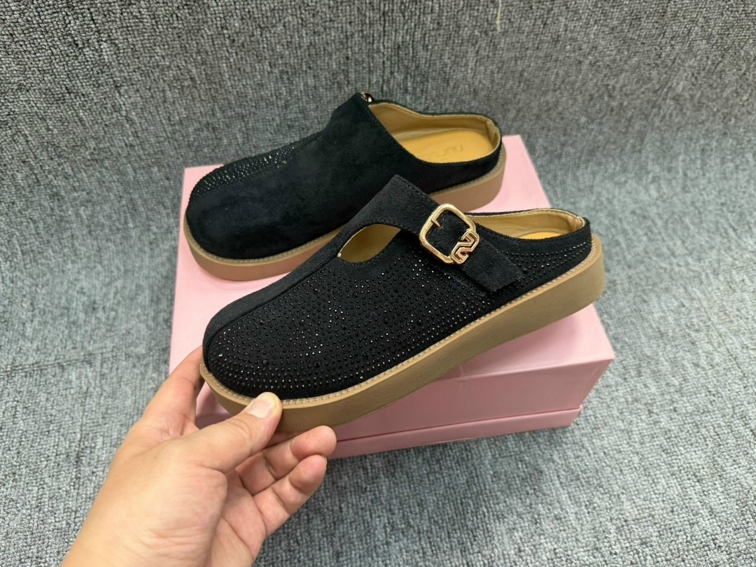 ,шлепанцы женские,шлепанцы на плоской подошве,модные шлепанцы, женская