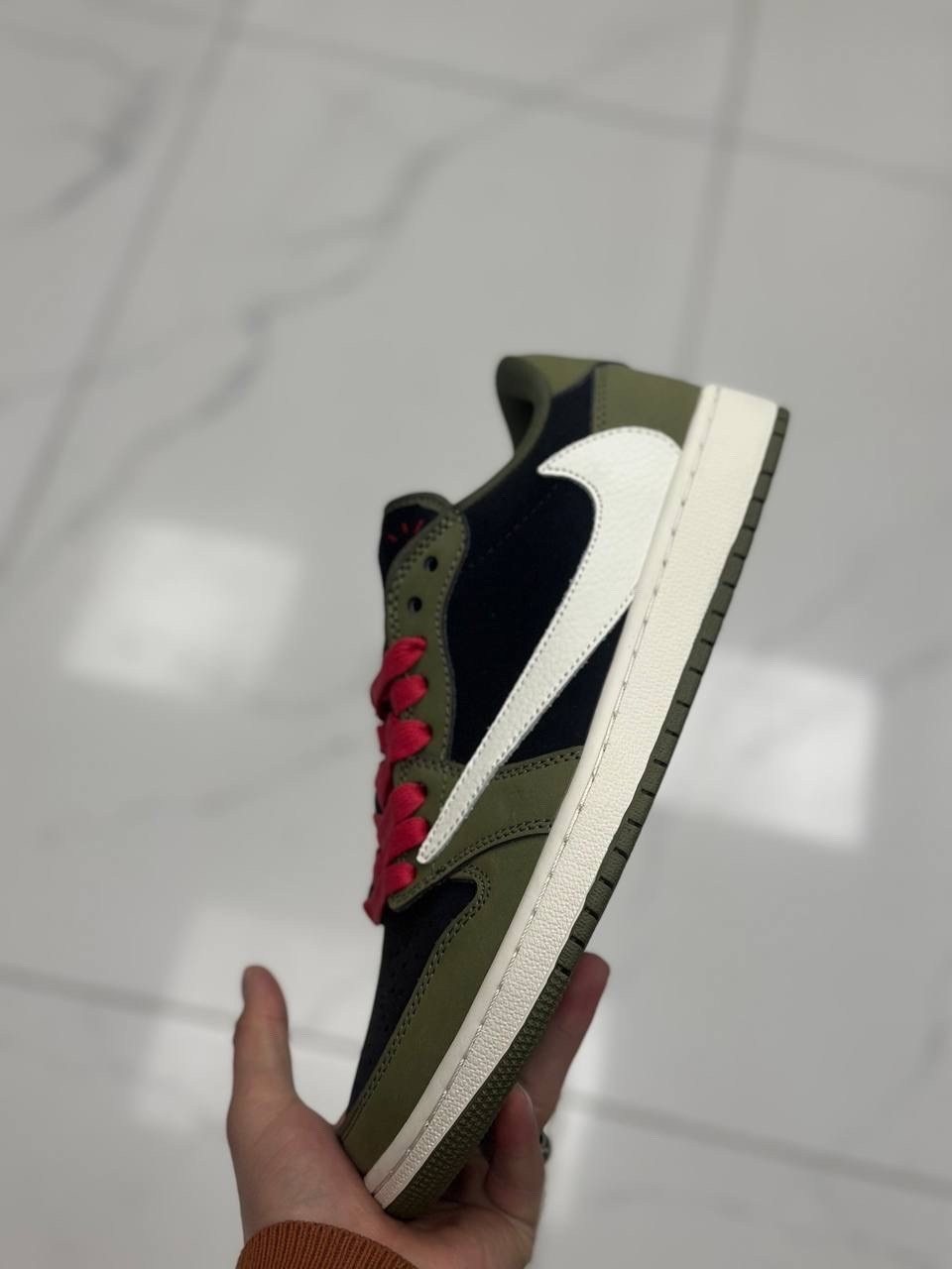кроссовки nike air jordan 1 low,nike air jordan 1 low travis scott olive,кроссовки nike air jordan 1 low x travis scott,nike air jordan 1 low travis scott,air jordan 1 low travis scott