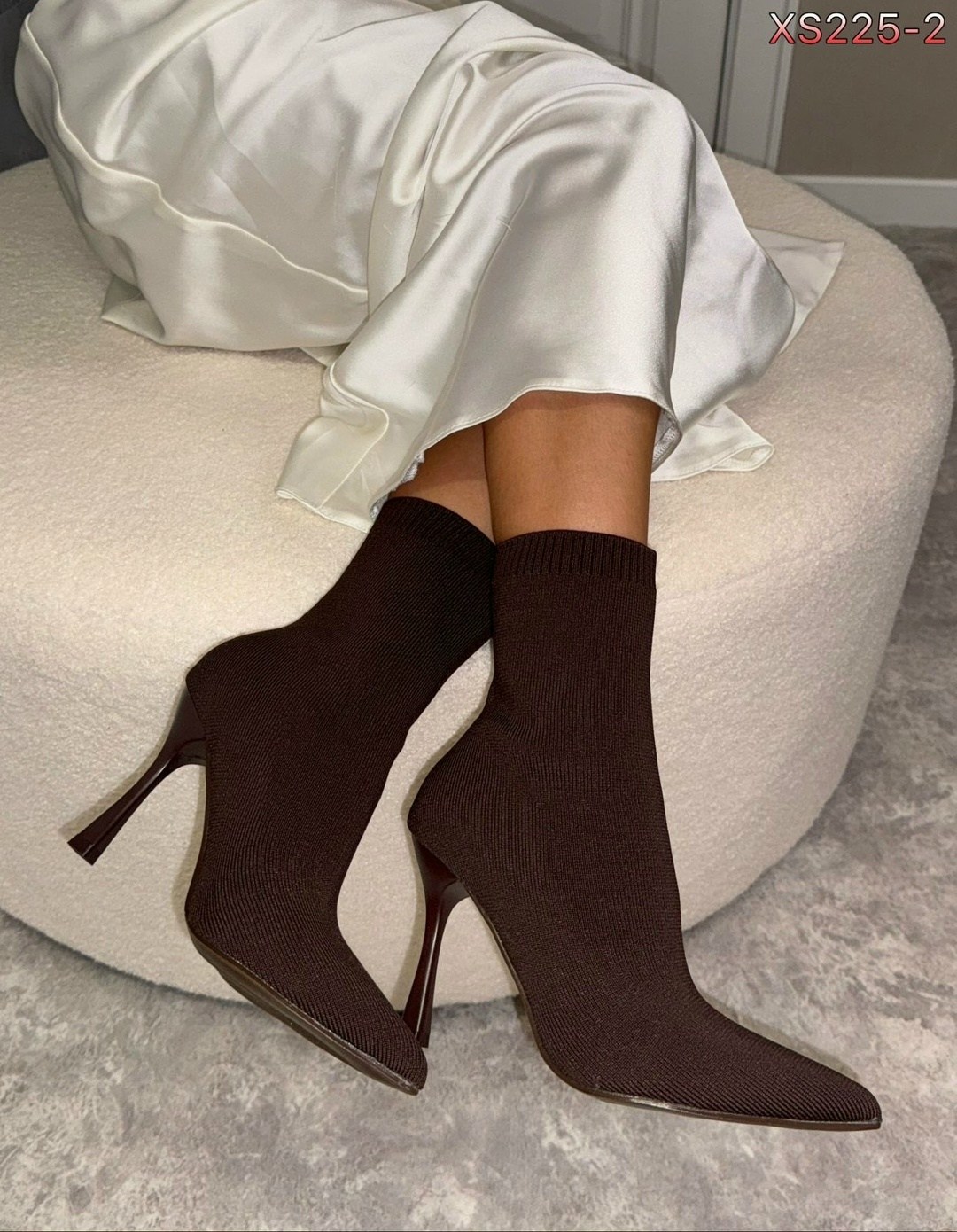 стильные ботильоны,ботильоны tendance шпилька,женские ботильоны с острым носком на высоком каблуке,модная ,ботильоны текстильные женские