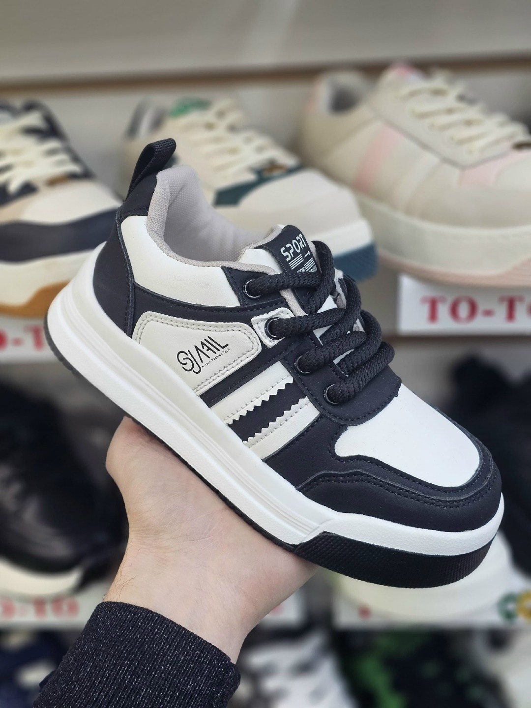 ,женские кроссовки,кроссовка,спортивная ,повседневные кроссовки