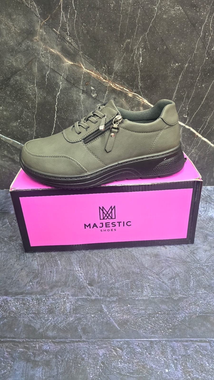 ,женские кроссовки caprice,кроссовки caprice,женские кроссовки,бежевые кроссовки