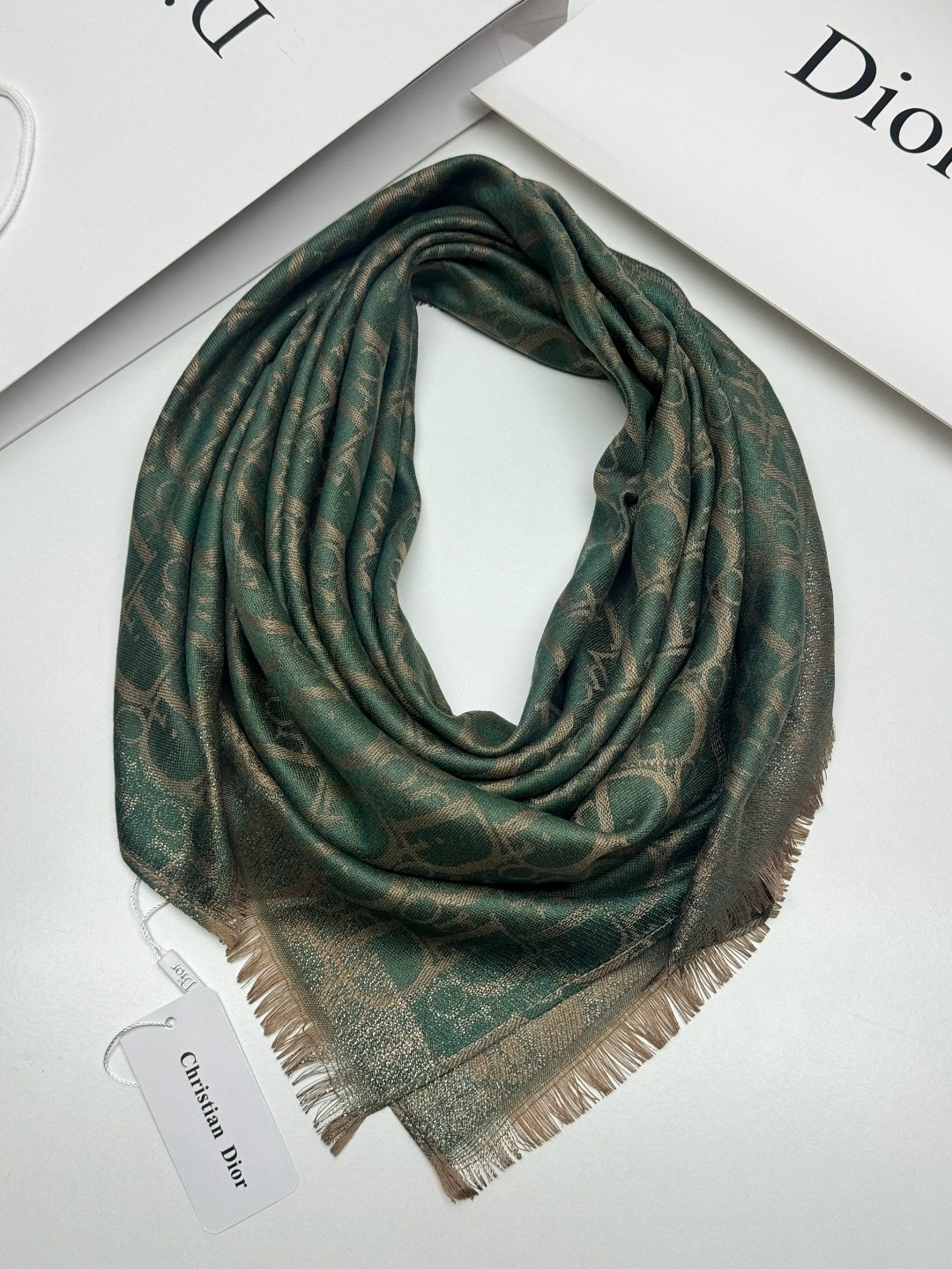 кашемировый шарф кристиан диор,брендовый платок,платок кашемировый,платки и шарфы,женский шарф