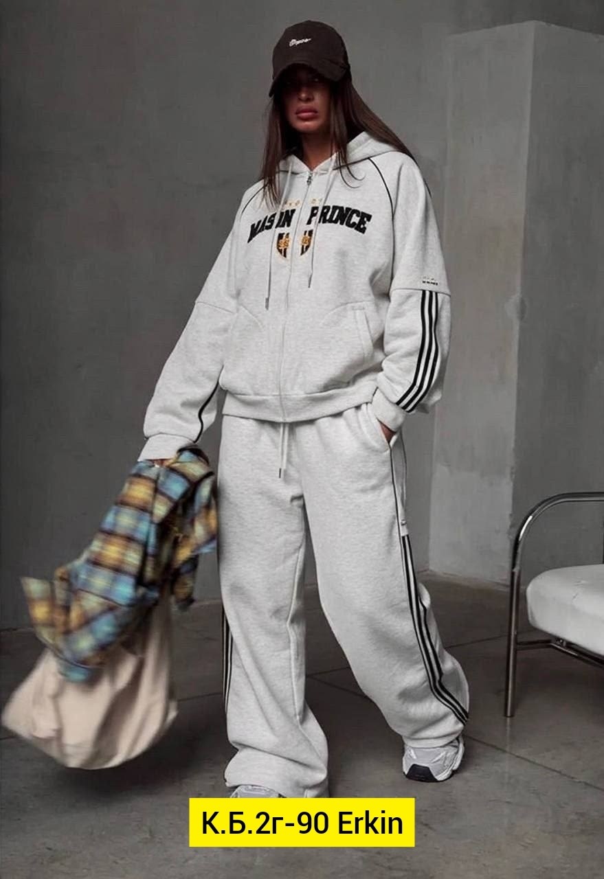 спортивный костюм,спортивный костюм женский,женский костюм,повседневный спортивный костюм,костюм adidas на велюре от бренда w