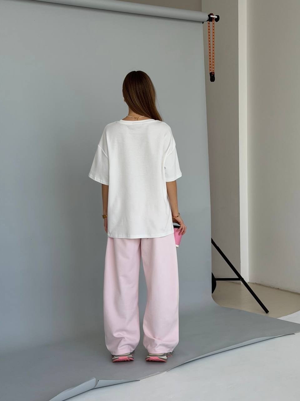 футболка оверсайз трендовая молодежная,футболки оверсайз женские,футболки оверсайз с принтами,базовая женская футболка оверсайз,футболка оверсайз с вб