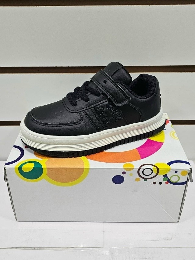 ,детские кроссовки,кроссовка детская,кроссовки мальчику,школьные кроссовки