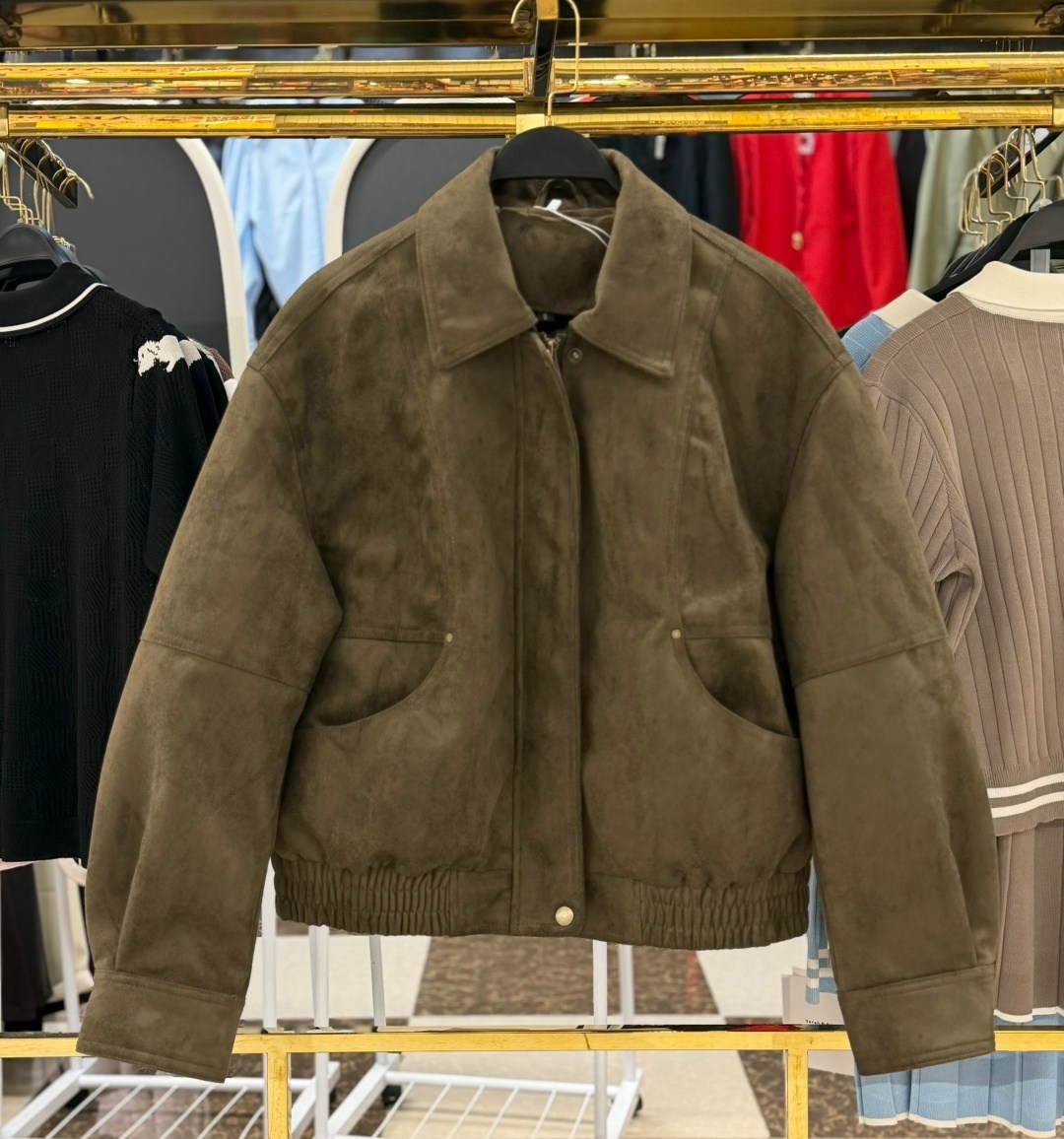 куртка замшевая,укороченный бомбер из экозамши love republic,бомбер женский кожаный замшевый,укороченный бомбер из экозамши,куртка-бомбер утепленная с замшевой фактурой befree