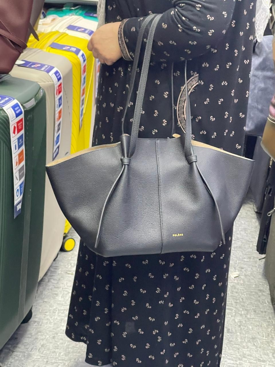 сумка,бежевая сумка,сумка тоут,сумка polene натуральная кожа 47х24х26,женская сумка