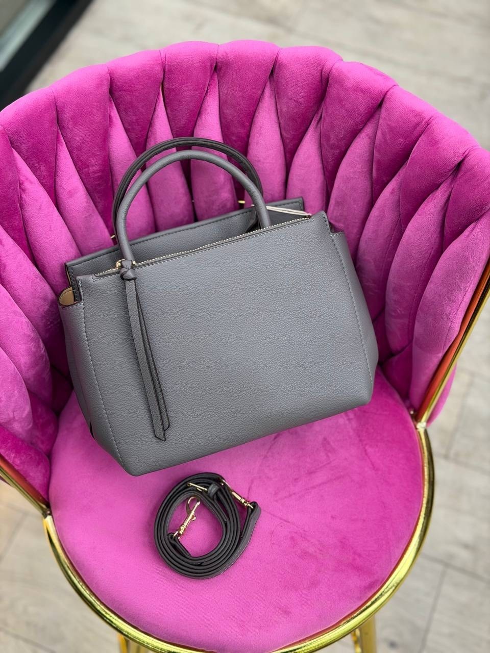 серая сумка,сумка,женская сумка,брендовые сумки,сумка michael kors