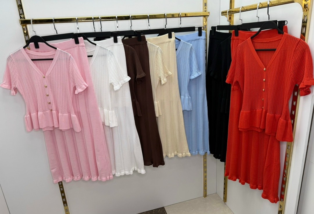 костюм трикотажный с юбкой макси emberens,трикотажный костюм,костюм трикотажный с юбкой,костюм с юбкой,женский костюм