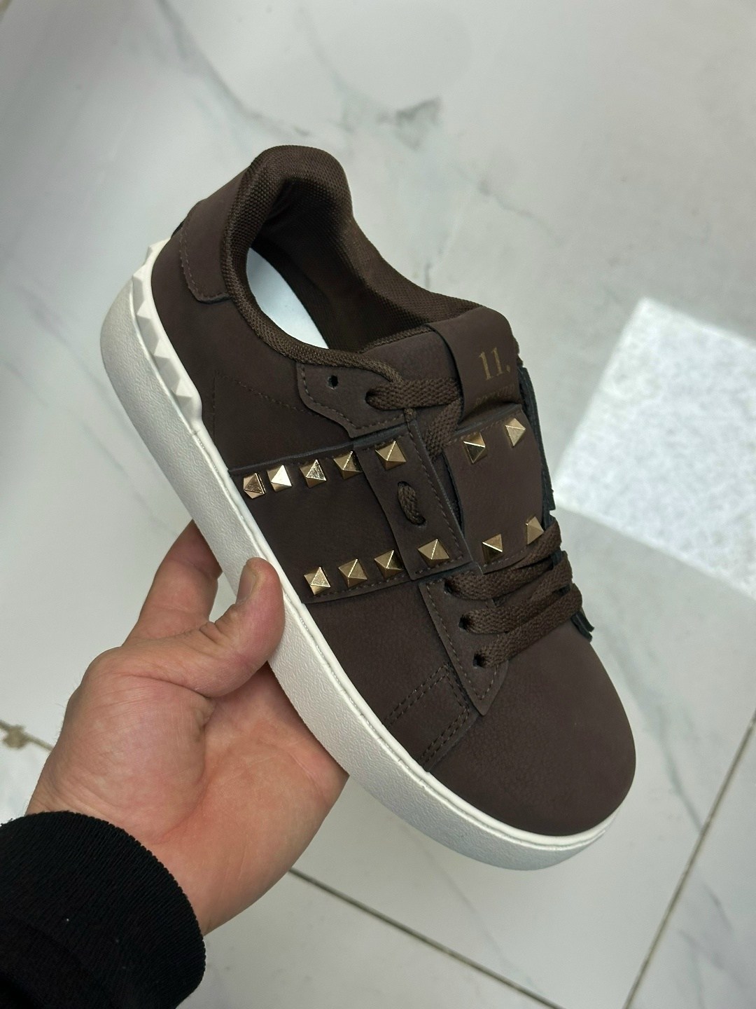 кеды валентино женские,женские кожаные кроссовки valentino garavani rockstud,кроссовки valentino,кеды валентино,