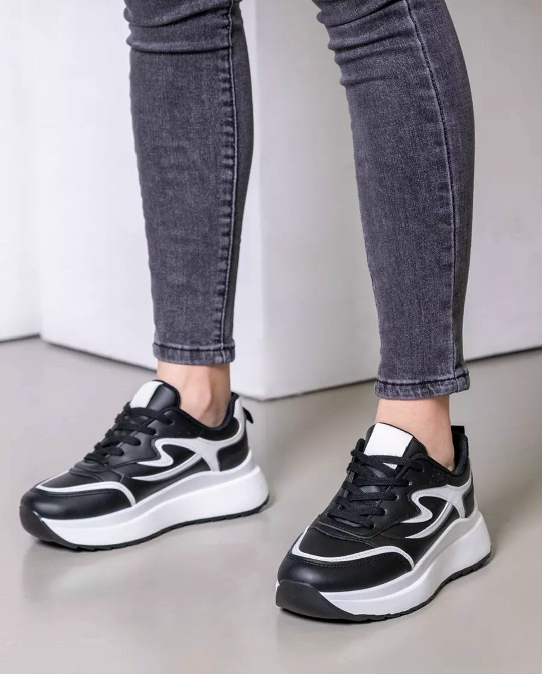 ,женские кроссовки,кроссовки женские черные,кроссовки женские черные спортивные на высокой,кроссовки для женщин