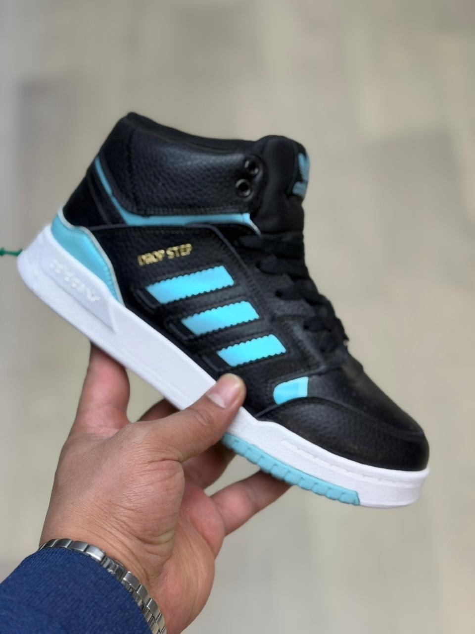 мужские зимние кроссовки adidas,зимние кроссовки adidas,adidas кроссовки,зимние кроссовки адидас,кроссовки адидас