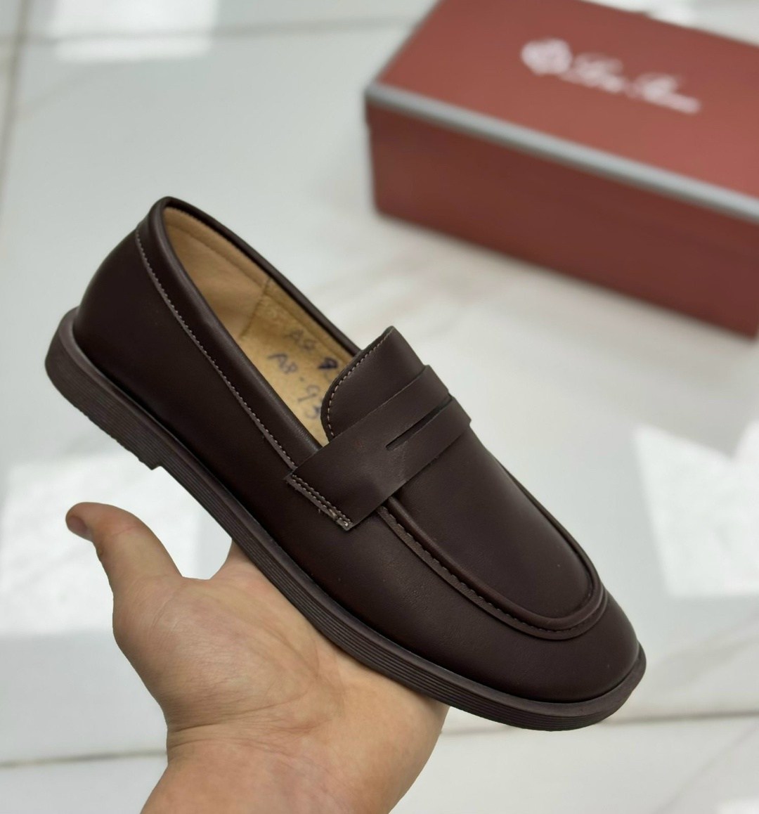 ,лоферы сантони женские замшевые,мокасины лоро пиано женские,лоферы loro piana,бордовые лоферы