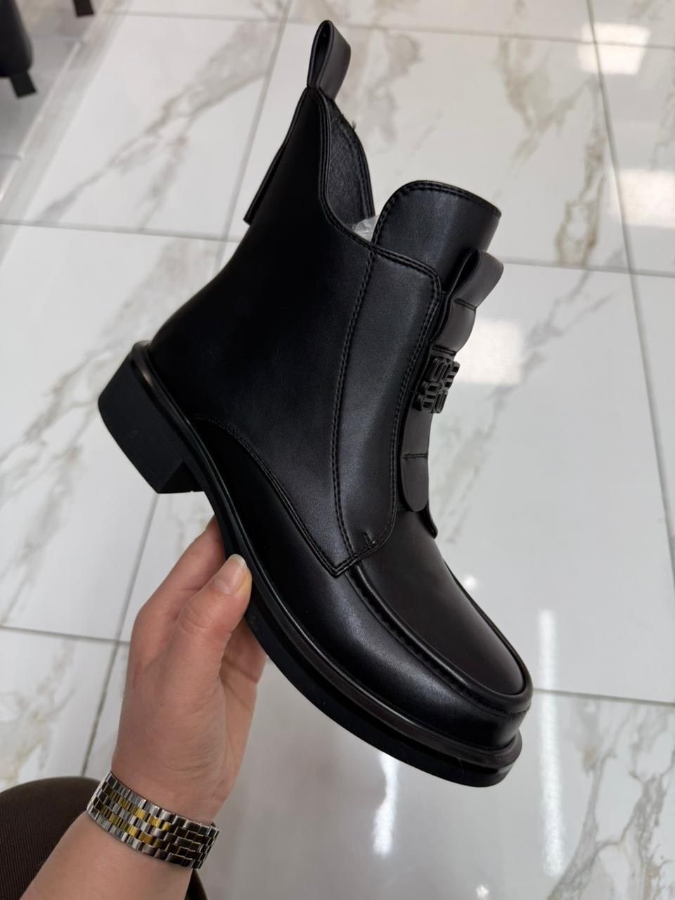 ,женские ботинки,ботинки, женская,модные ботинки