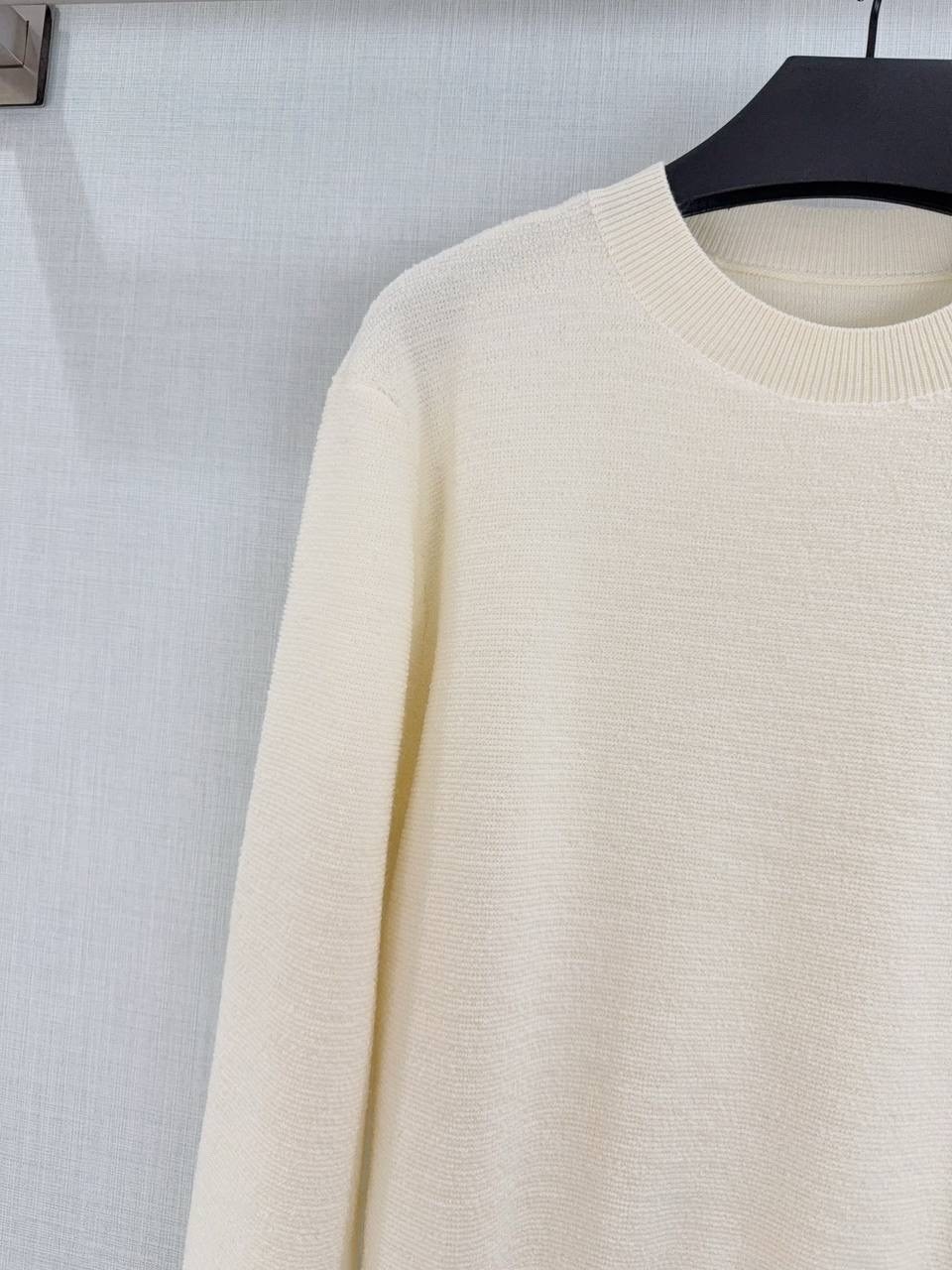 бежевый джемпер,джемпер,свитер молочный,джемпера женские,джемпер оверсайз