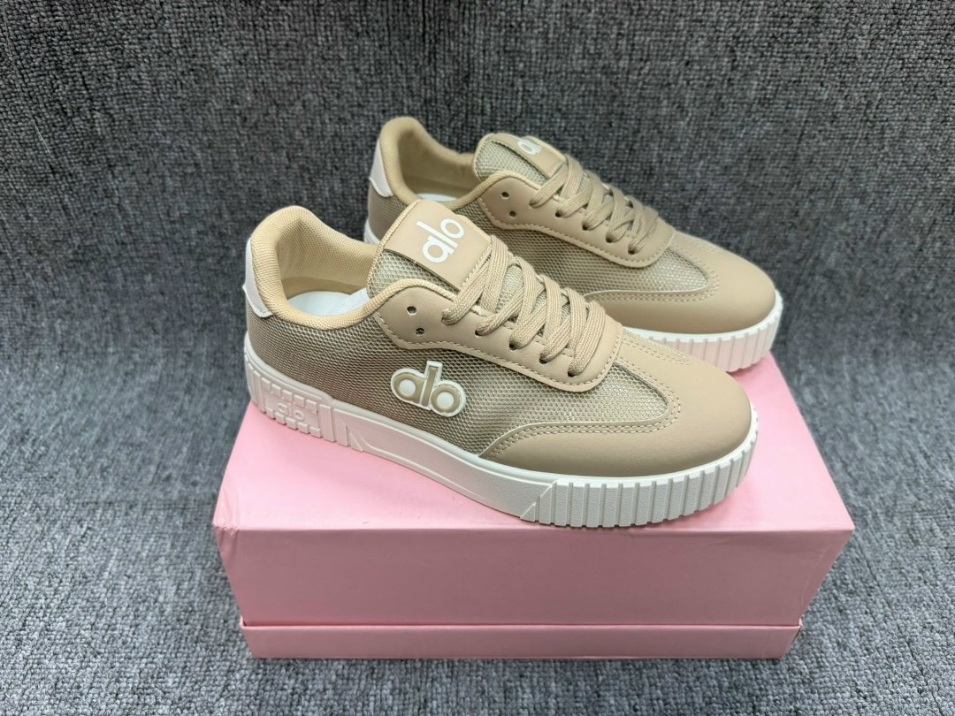 ,женские кроссовки,кеды шанель женские,кеды chanel, женская