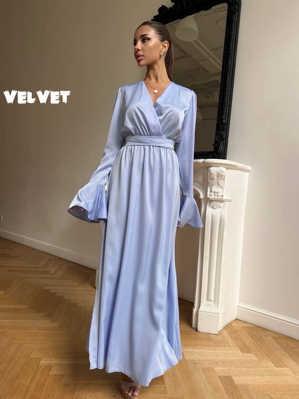 длинное платье с рукавами,атласные платья,длинное платье,платье,шелковое платье в пол