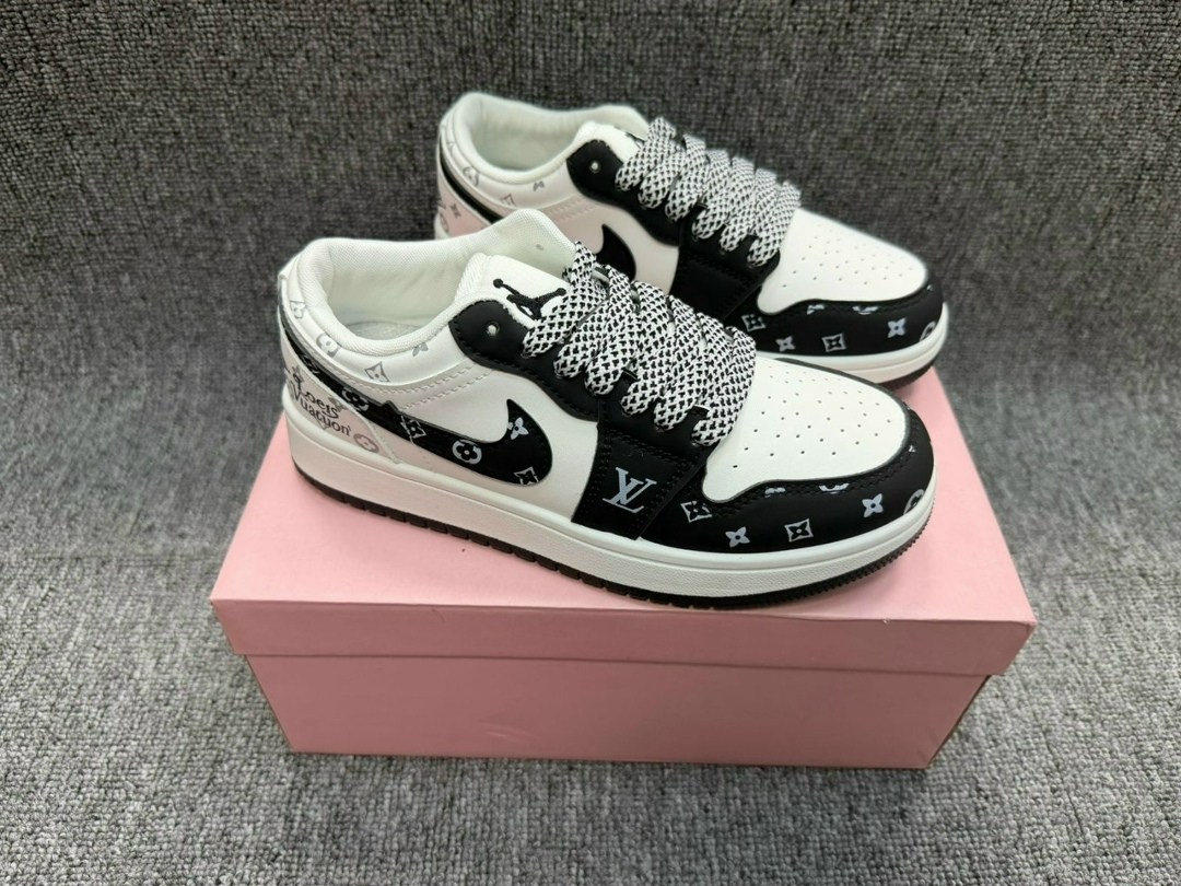 кроссовки,кроссовки nike,спортивная ,женские кроссовки,кроссовки мужские женские