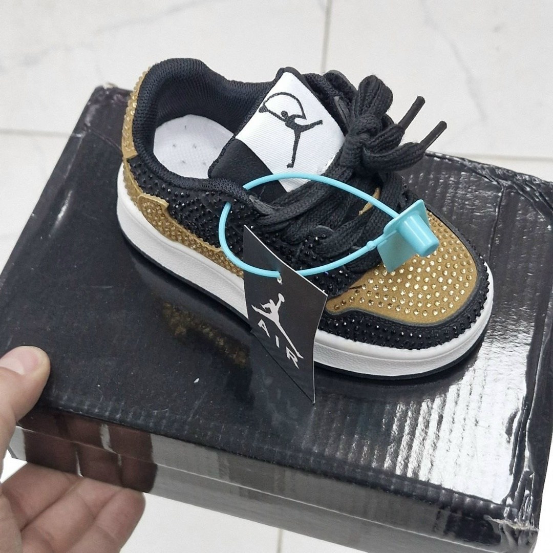 кроссовки,кроссовки женские nike air jordan 1,кроссовки мужские nike air jordan 1,кроссовки nike,кроссовки мальчику