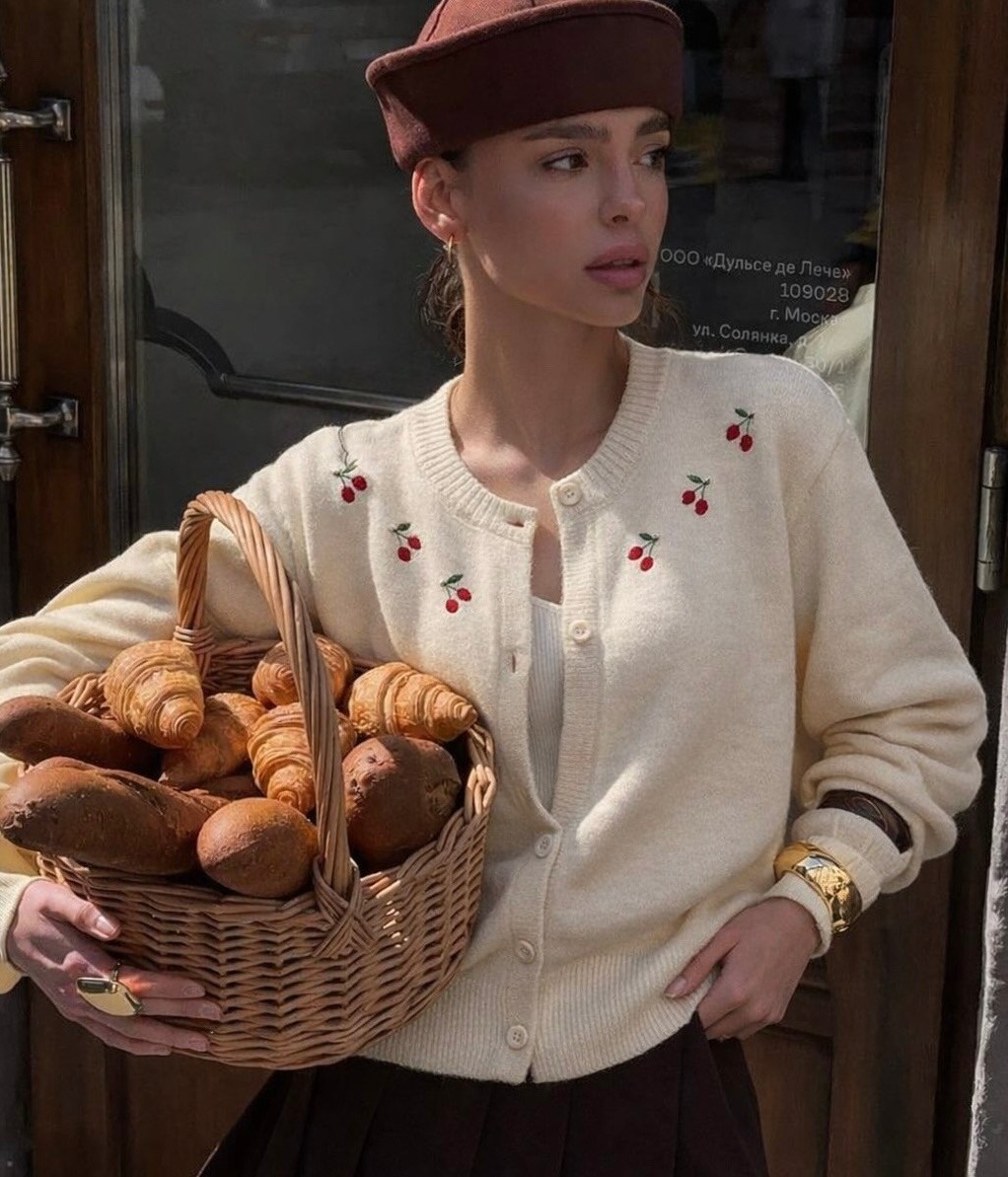 вязаная кофта,кардиган с вышивкой,кардиган,кардиган женский,женский вязаный кардиган