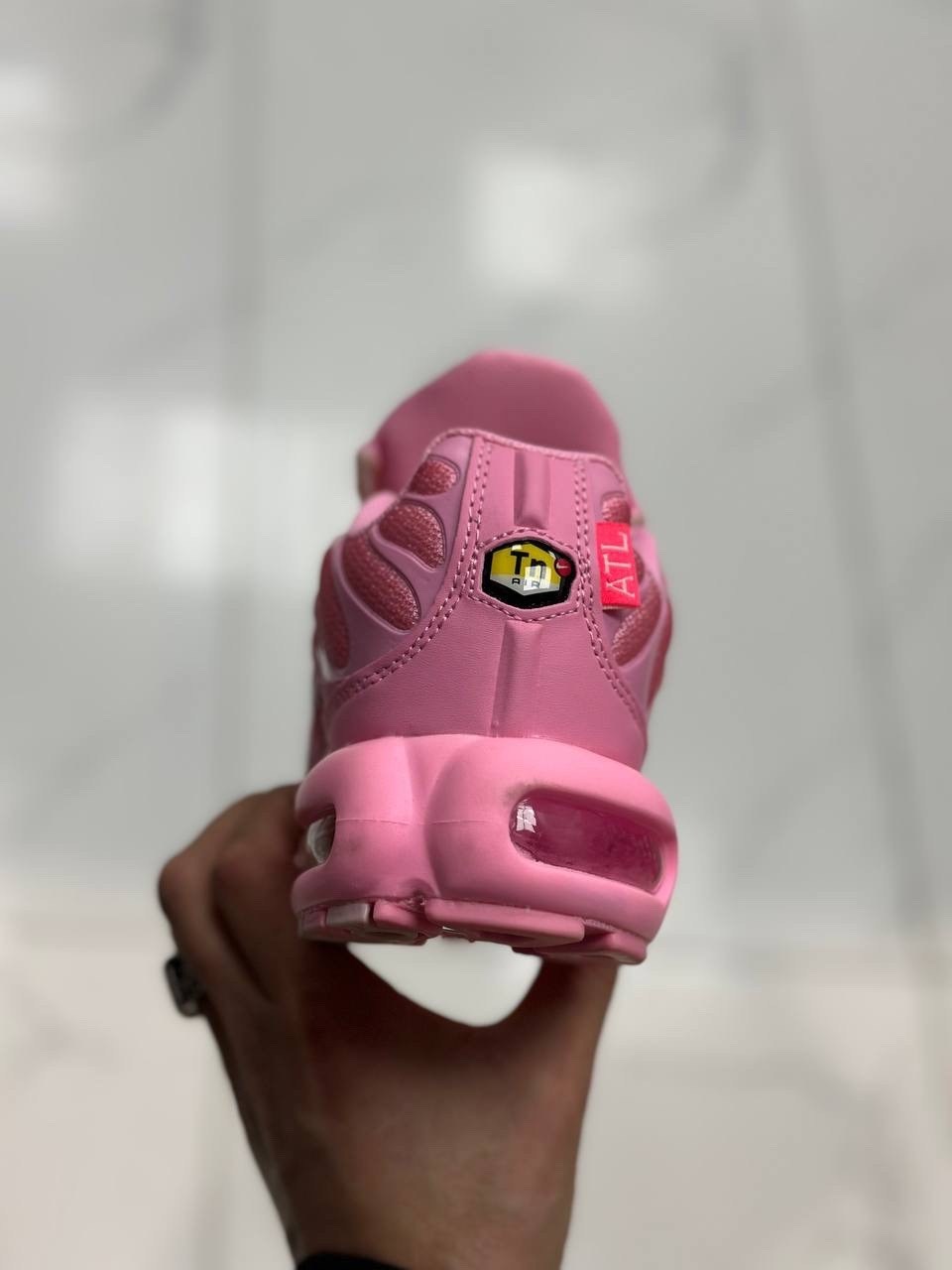 кроссовки nike air max tn plus,спортивные кроссовки air max plus tn nike,nike air max plus tn pink,спортивные кроссовки air max plus tn nike розовый,кроссовки nike air max plus tn nike