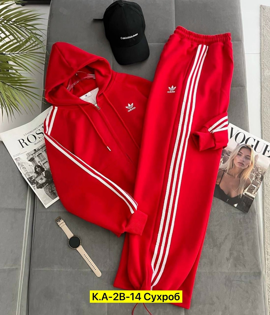 спортивные костюмы,спортивные костюмы женские,спортивный костюм adidas originals,женская кофта,одежда спортивная