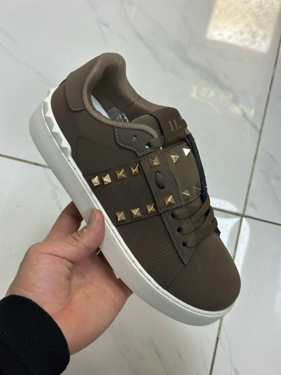 кеды валентино женские,женские кожаные кроссовки valentino garavani rockstud,кроссовки valentino,кеды валентино,