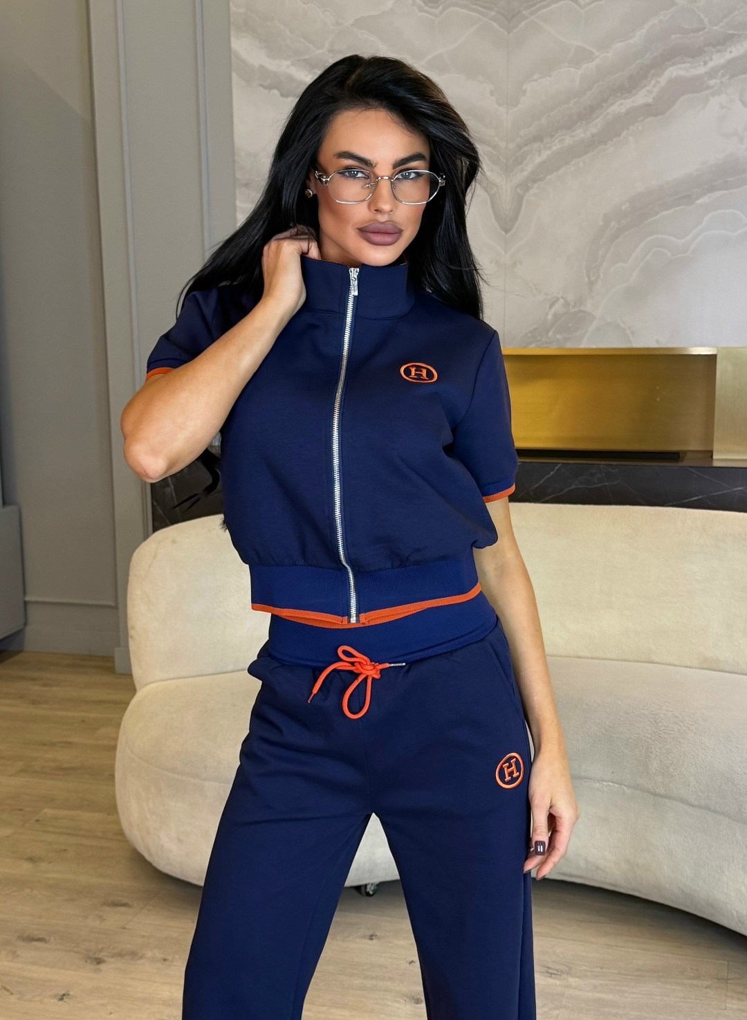 костюм женский спортивный,спортивный костюм гуччи женский,спортивный костюм,костюм женский,стильные костюмы