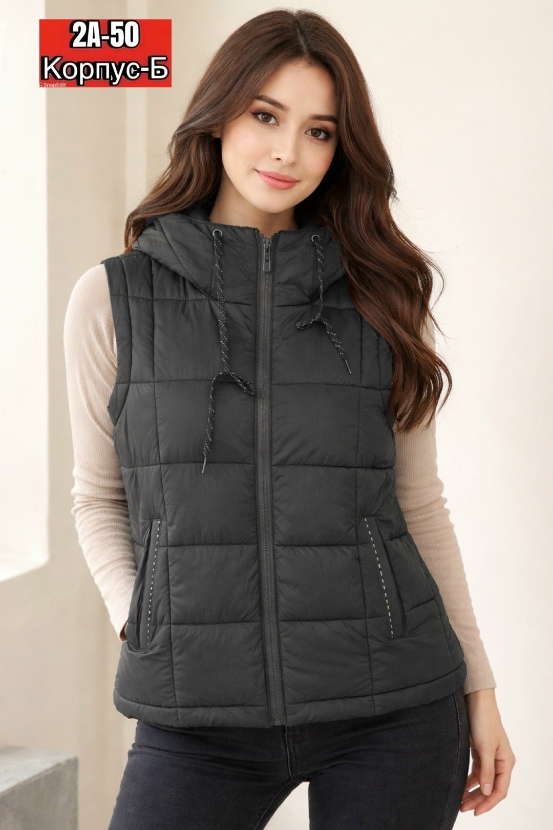 жилетка женская,теплый жилет,женские жилеты,жилет с капюшоном,женский жилет с капюшоном